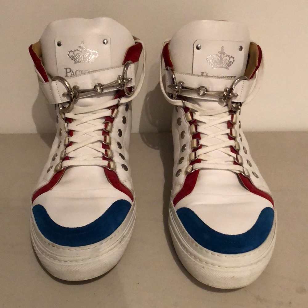 Paciotti stylish gym shoes